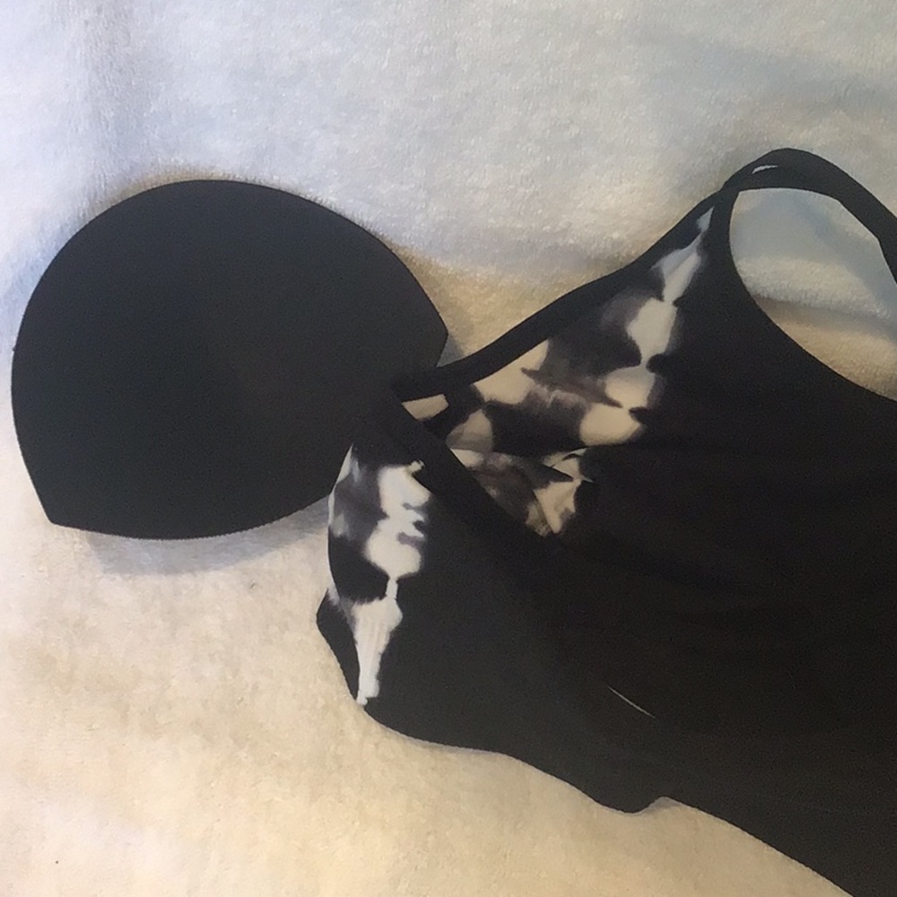 Cascade Sport Tye-Dye Sports Bra Medium - Picture 4 of 4